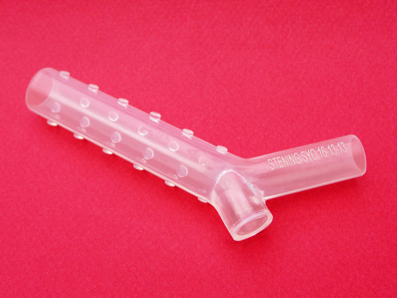 Stent traqueocarinobr&ocirc;nquico oclusivo Stening&reg;